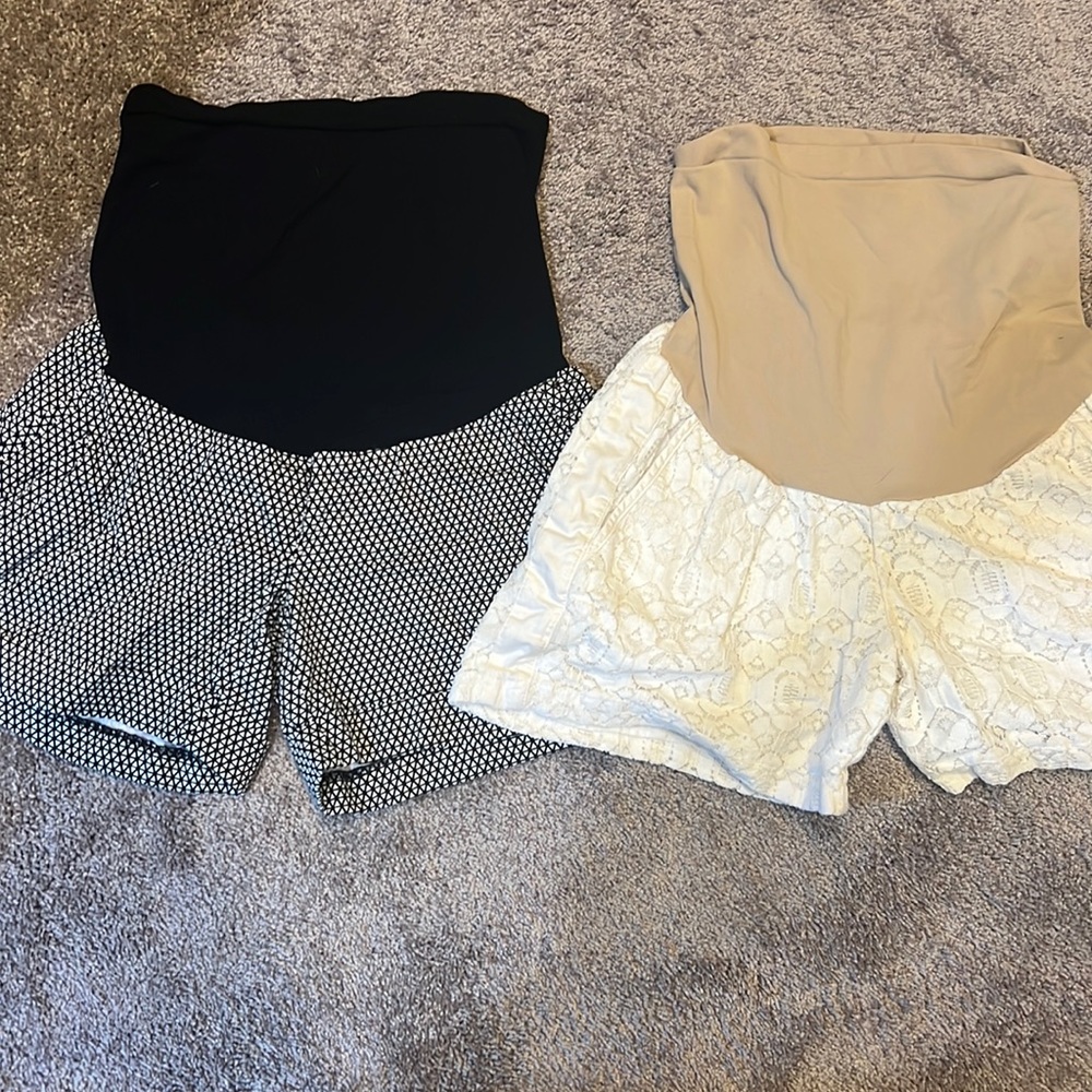 Motherhood Maternity shorts bundle. Size XS